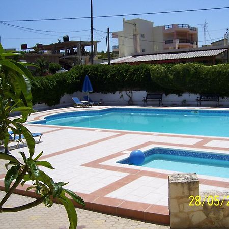 Apelia Residence Agia Marina  Exterior photo