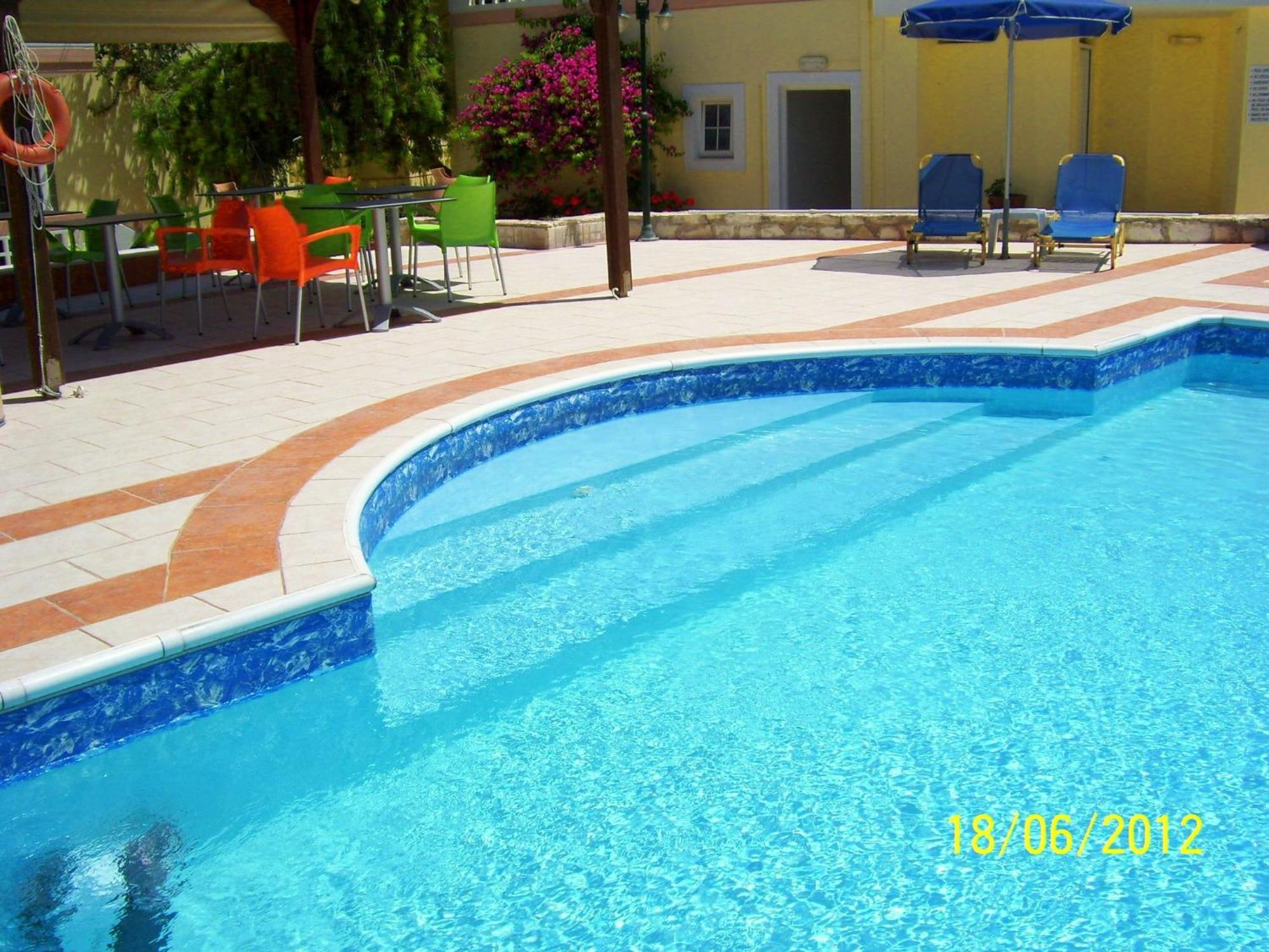 Apelia Residence Agia Marina  Exterior photo