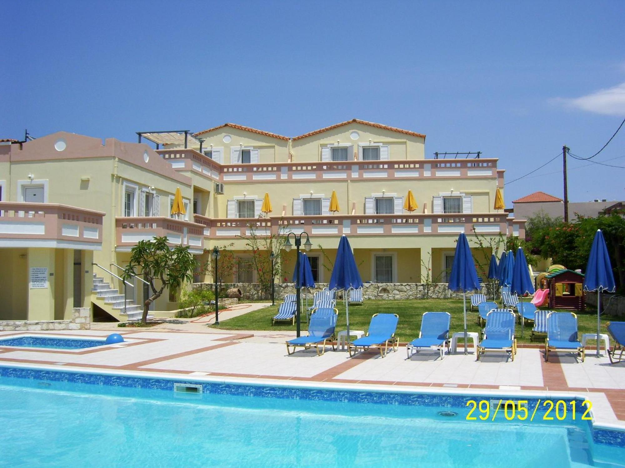 Apelia Residence Agia Marina  Exterior photo