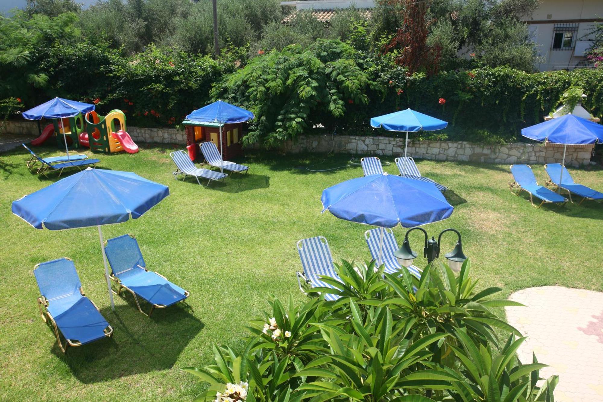 Apelia Residence Agia Marina  Exterior photo